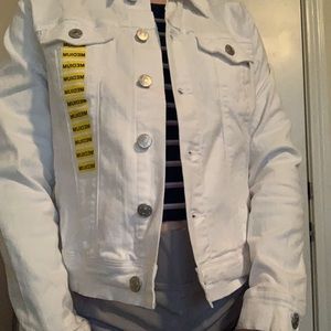 white casual denim jacket